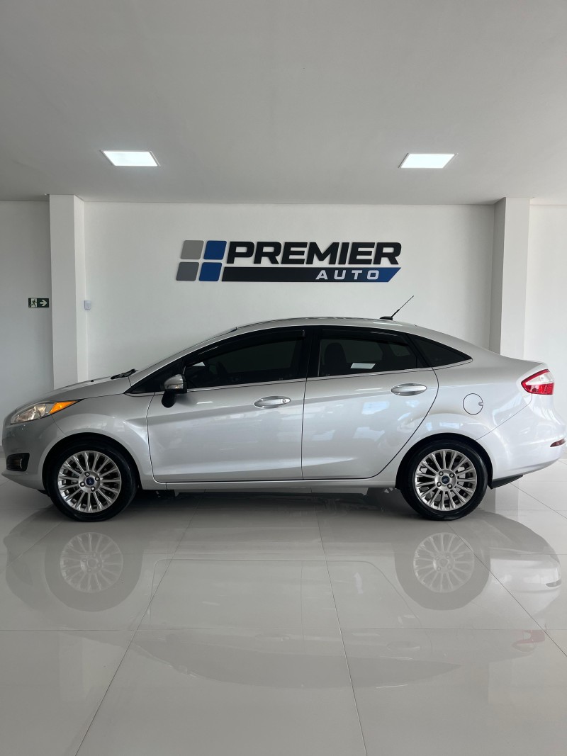 FIESTA 1.6 TITANIUM SEDAN 16V FLEX 4P AUTOMÁTICO - 2014 - CAXIAS DO SUL