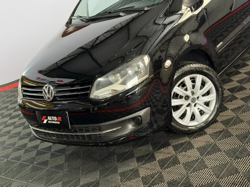 SPACEFOX 1.6 MI TREND 8V FLEX 4P MANUAL - 2013 - VACARIA