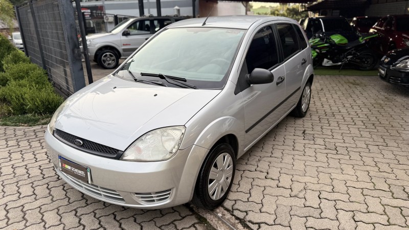fiesta 1.0 mpi personnalite 8v gasolina 4p manual 2004 nova petropolis