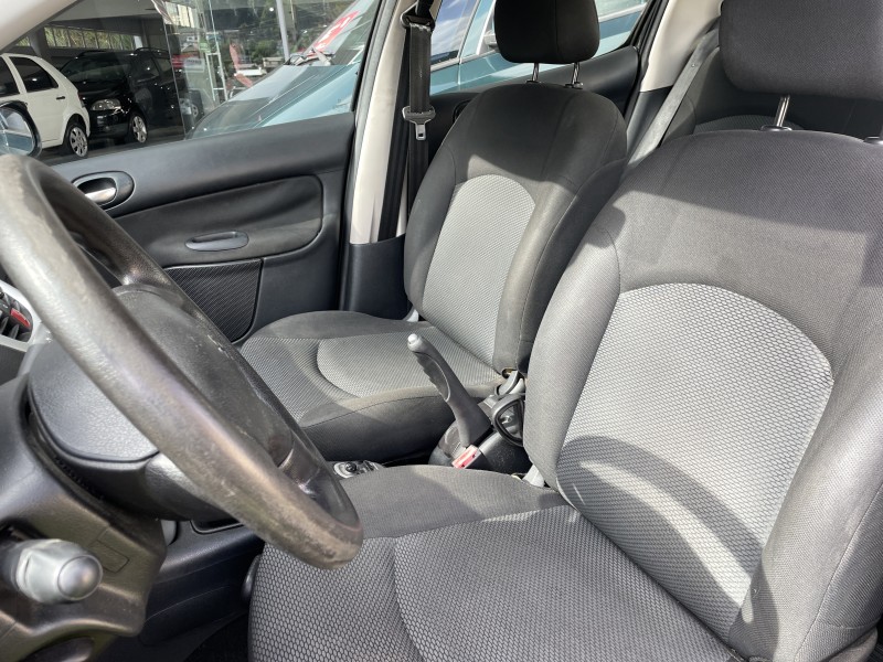 207 1.4 XR SPORT 8V FLEX 4P MANUAL - 2012 - CAXIAS DO SUL