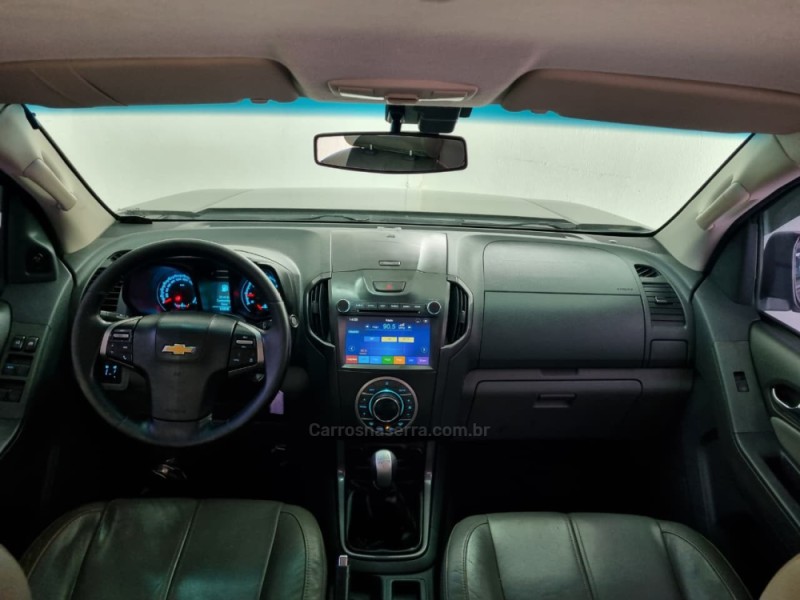 S10 2.4 LTZ 4X2 CD 8V FLEX 4P MANUAL - 2013 - VACARIA