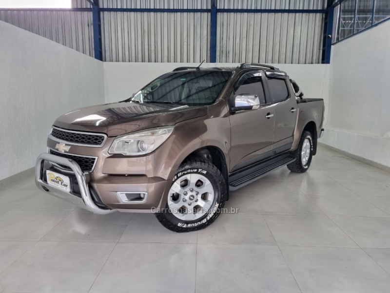 S10 2.4 LTZ 4X2 CD 8V FLEX 4P MANUAL - 2013 - VACARIA