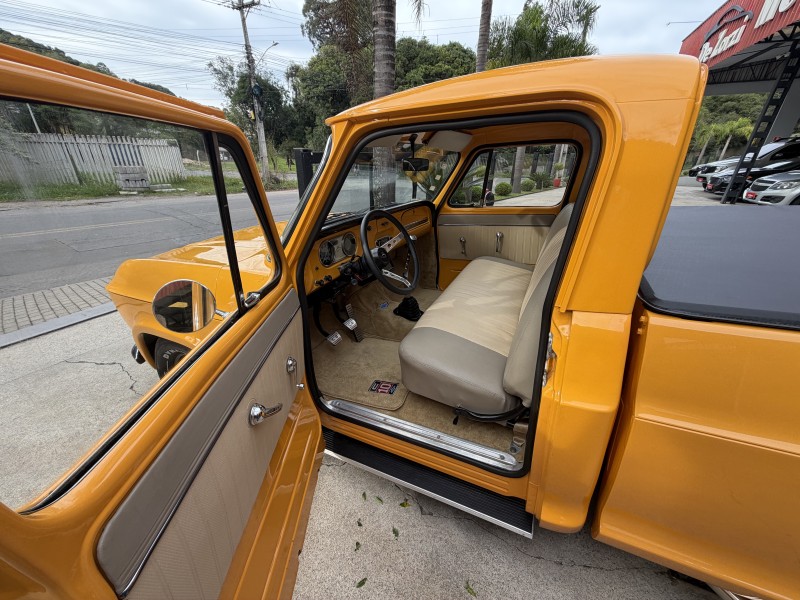 C10 4.1 CS 8V GASOLINA 2P MANUAL - 1976 - CAXIAS DO SUL
