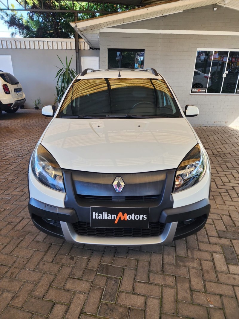 SANDERO 1.6 STEPWAY 8V FLEX 4P MANUAL - 2014 - CAXIAS DO SUL