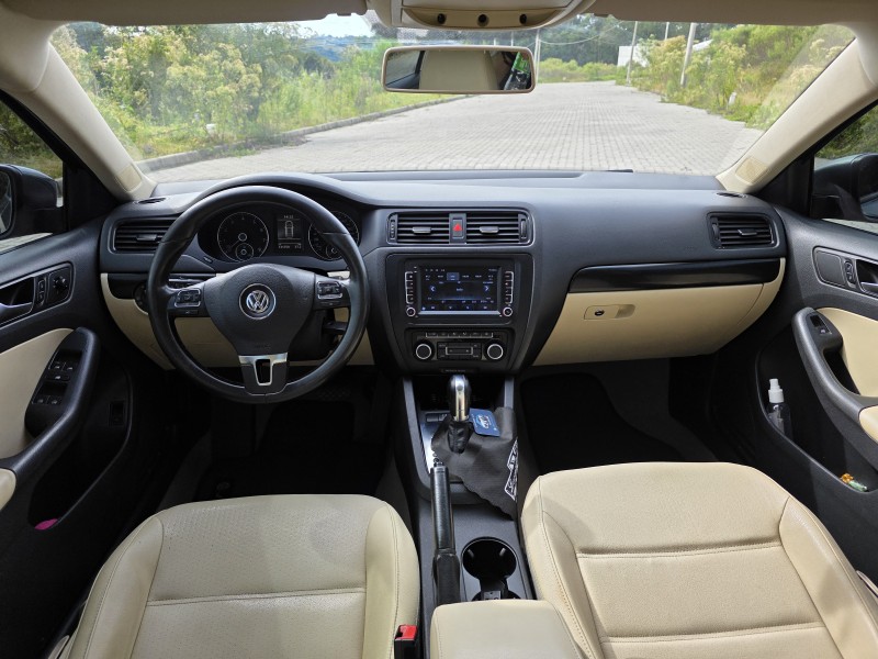 JETTA 2.0 COMFORTLINE FLEX 4P TIPTRONIC - 2012 - BENTO GONçALVES