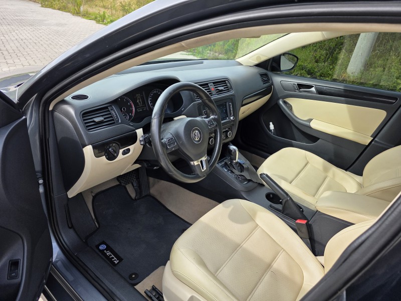 JETTA 2.0 COMFORTLINE FLEX 4P TIPTRONIC - 2012 - BENTO GONçALVES