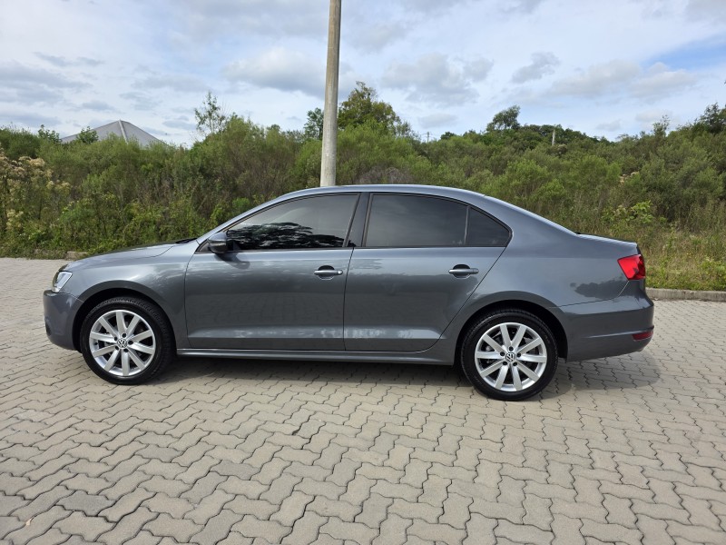 JETTA 2.0 COMFORTLINE FLEX 4P TIPTRONIC - 2012 - BENTO GONçALVES