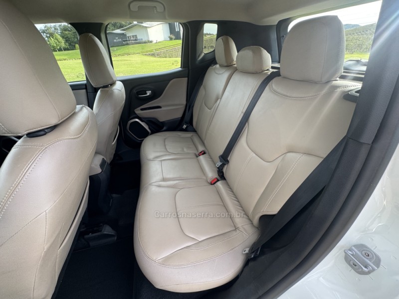 RENEGADE 1.8 16V FLEX LONGITUDE 4P AUTOMÁTICO - 2016 - FLORES DA CUNHA