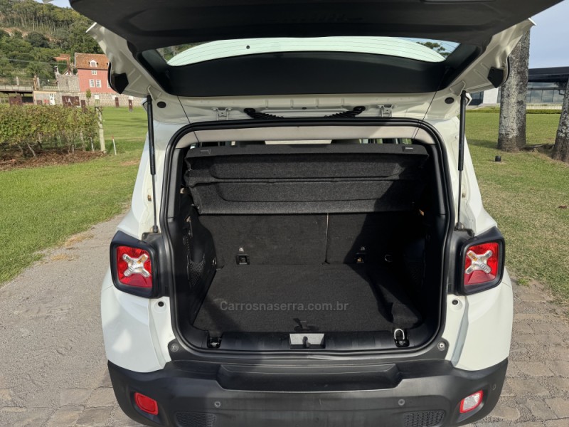 RENEGADE 1.8 16V FLEX LONGITUDE 4P AUTOMÁTICO - 2016 - FLORES DA CUNHA