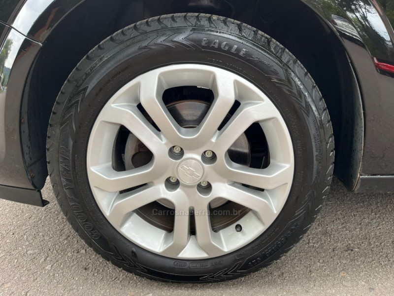 VECTRA 2.0 MPFI ELEGANCE 8V 140CV FLEX 4P MANUAL - 2010 - FELIZ