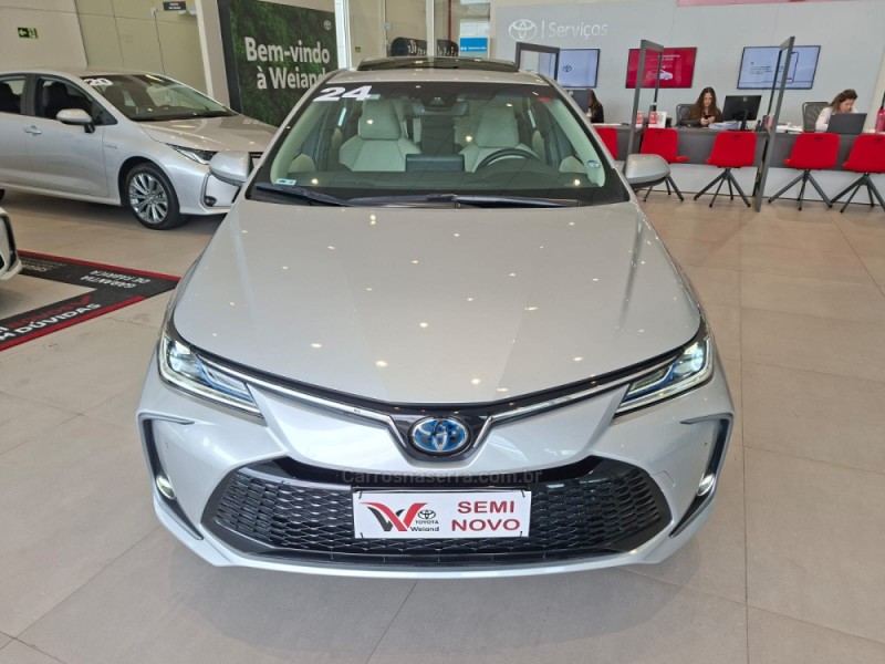 COROLLA 1.8 ALTIS PREMIUM 16V HÍBRIDO 4P AUTOMÁTICO - 2024 - CAXIAS DO SUL