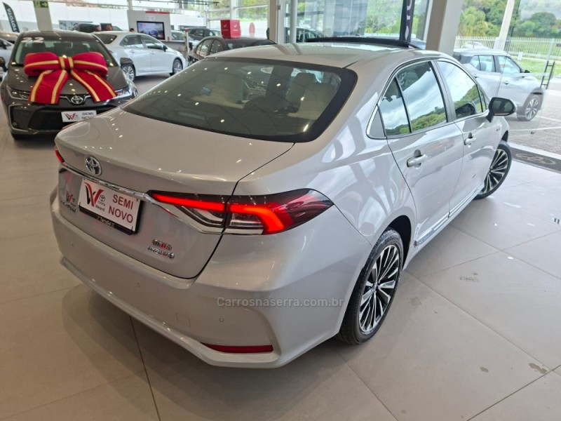 COROLLA 1.8 ALTIS PREMIUM 16V HÍBRIDO 4P AUTOMÁTICO - 2024 - CAXIAS DO SUL