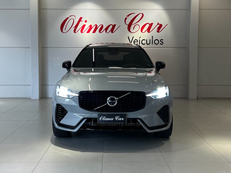 XC60 2.0 T8 ULTIMATE DARK AWD HIBRIDO 4P AUTOMÁTICO  - 2024 - FLORES DA CUNHA