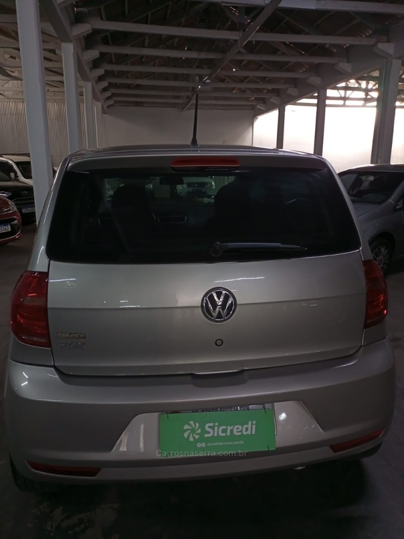 FOX 1.0 MI 8V FLEX 4P MANUAL - 2011 - BENTO GONçALVES