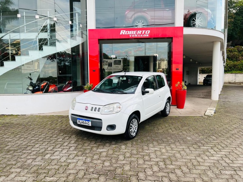 UNO 1.0 EVO VIVACE 8V FLEX 2P MANUAL