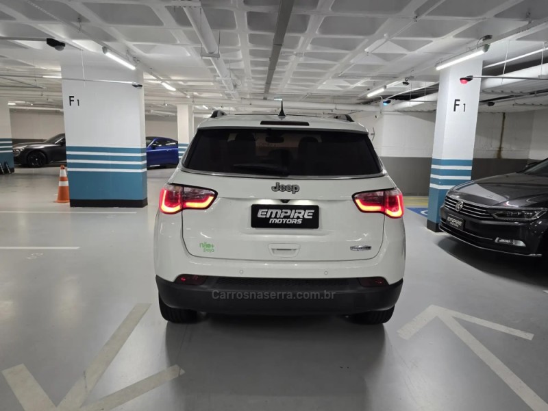 COMPASS 2.0 16V FLEX LONGITUDE AUTOMÁTICO - 2017 - PORTO ALEGRE