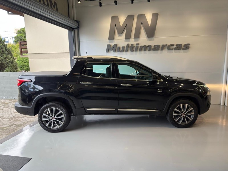 TORO 2.0 16V TURBO DIESEL VOLCANO AT9 4X4 AUTOMÁTICO - 2021 - BENTO GONçALVES