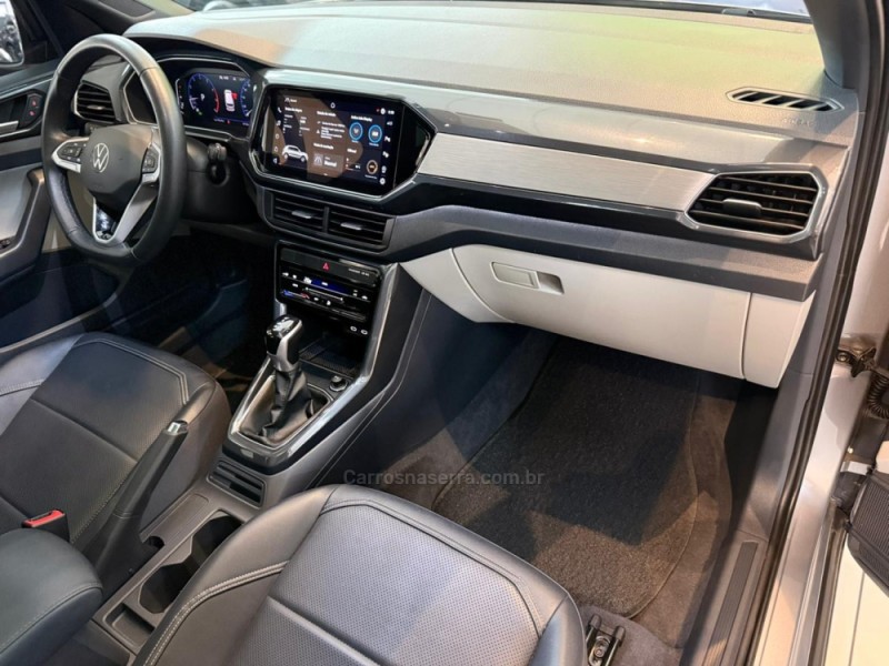 T-CROSS 1.4 HIGHLINE TSI 16V FLEX 4P AUTOMÁTICO - 2024 - SãO LEOPOLDO