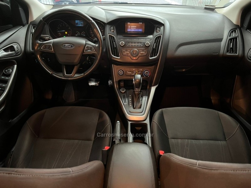 FOCUS 2.0 SE FASTBACK 16V FLEX 4P AUTOMÁTICO - 2018 - CAXIAS DO SUL