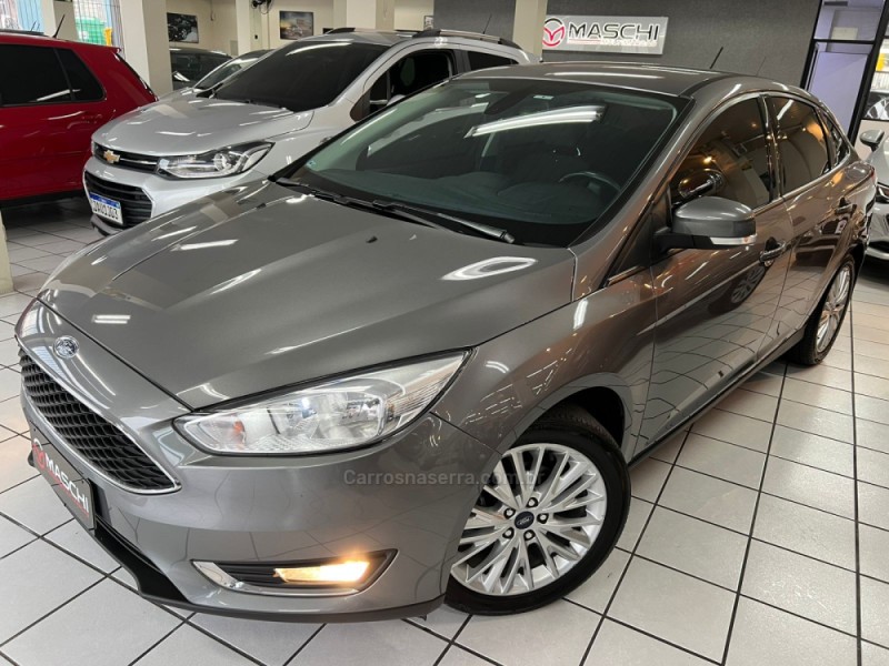 focus 2.0 se fastback 16v flex 4p automatico 2018 caxias do sul