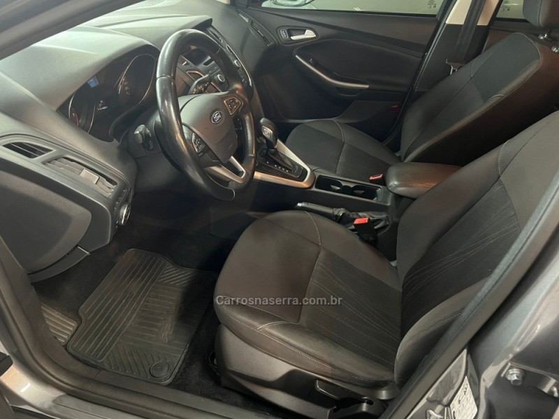 FOCUS 2.0 SE FASTBACK 16V FLEX 4P AUTOMÁTICO - 2018 - CAXIAS DO SUL