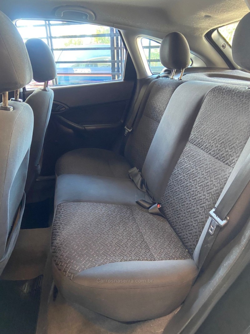 FOCUS 1.6 8V GASOLINA 4P MANUAL - 2008 - BENTO GONçALVES