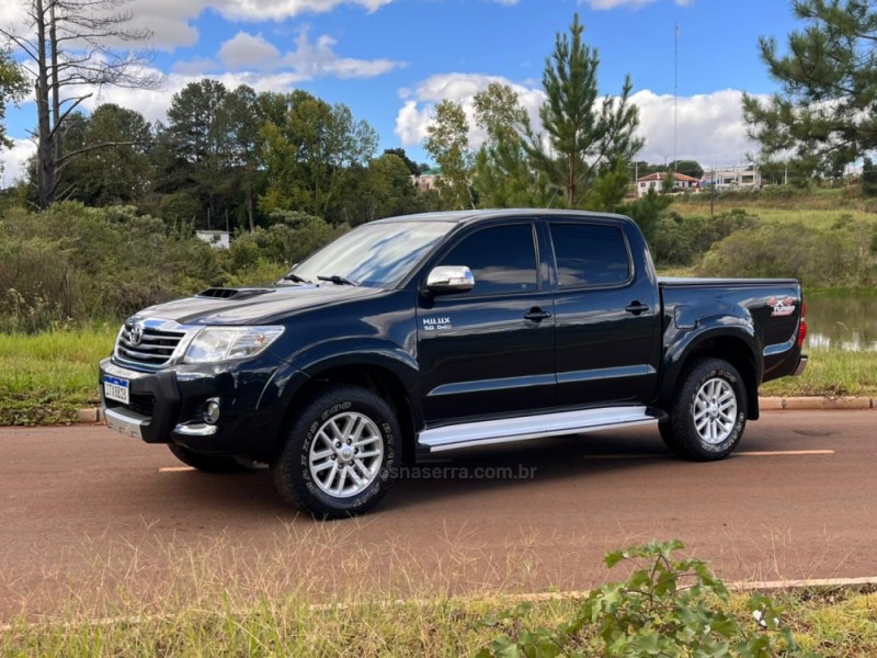 HILUX 3.0 SRV 4X4 CD 16V TURBO INTERCOOLER DIESEL 4P AUTOMÁTICO - 2013 - TAPEJARA