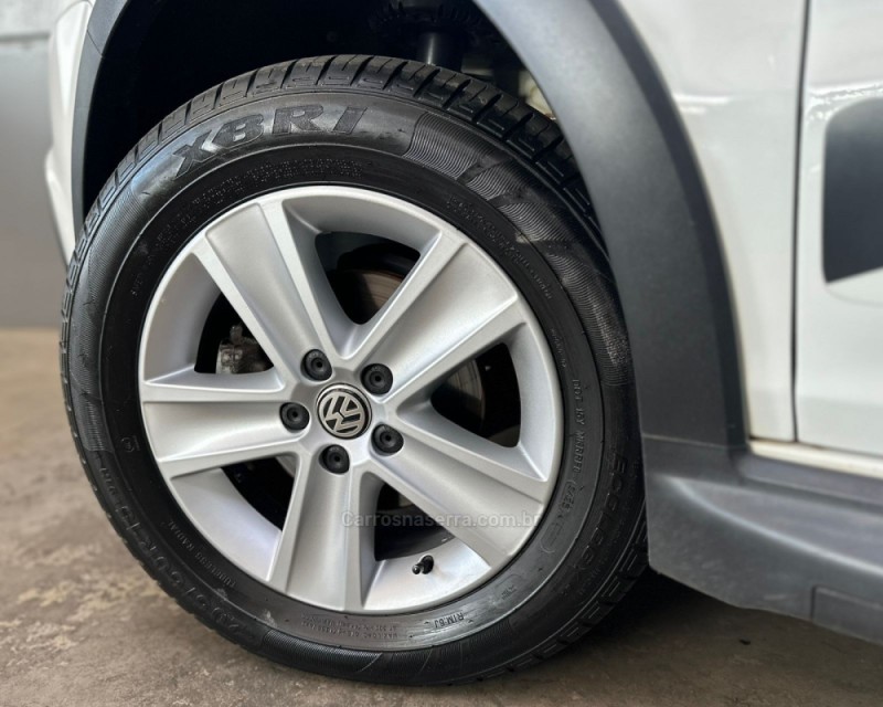 CROSSFOX 1.6 MI FLEX 8V 4P MANUAL - 2011 - VACARIA