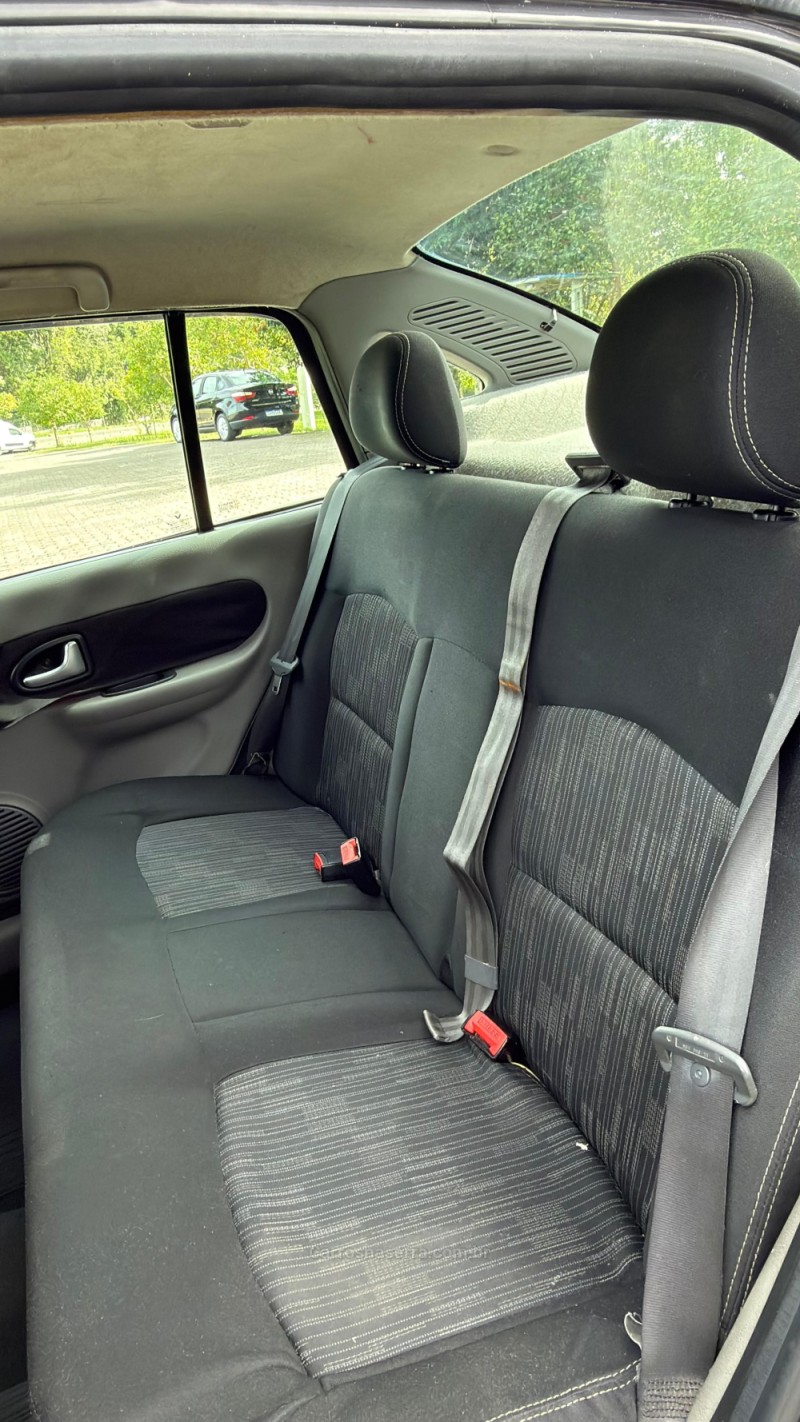 SYMBOL 1.6 EXPRESSION 16V FLEX 4P MANUAL - 2010 - CAXIAS DO SUL