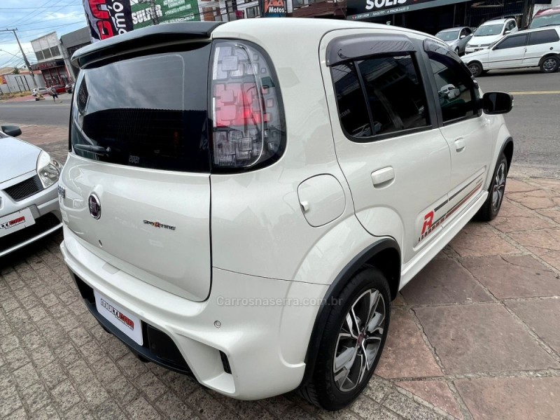 UNO 1.3 FIREFLY FLEX SPORTING 4P MANUAL - 2017 - CAMPO BOM