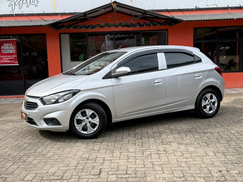ONIX 1.0 LT 12V FLEX 4P MANUAL - 2019 - CANELA