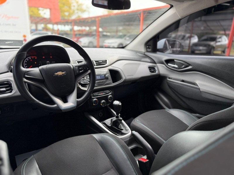 ONIX 1.0 LT 12V FLEX 4P MANUAL - 2019 - CANELA