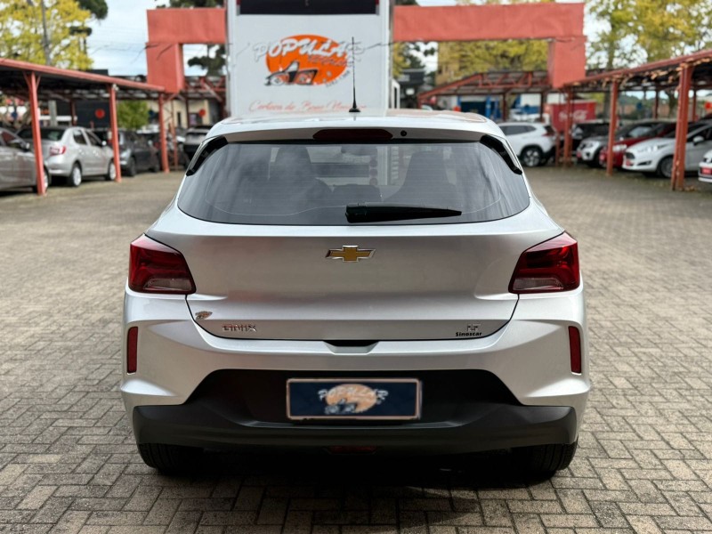 ONIX 1.0 LT1 12V FLEX 4P MANUAL - 2020 - CANELA