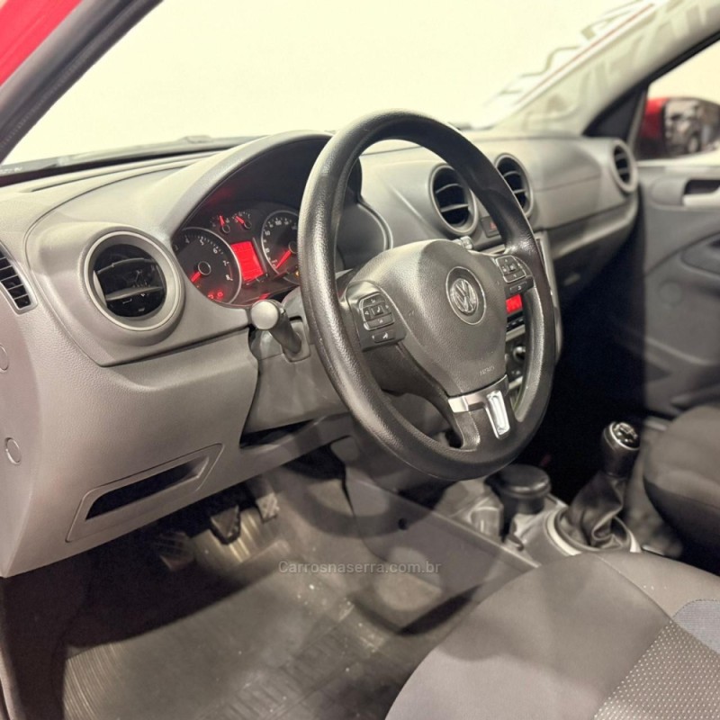 VOYAGE 1.6 MI CITY 8V FLEX 4P MANUAL - 2015 - NOVO HAMBURGO