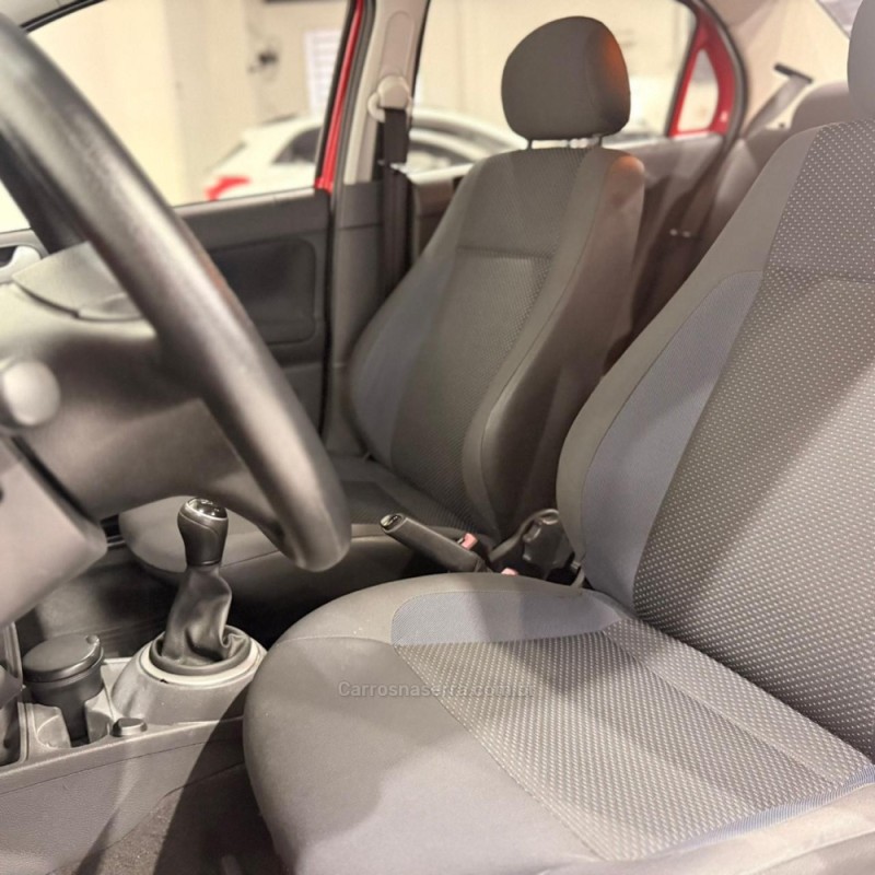 VOYAGE 1.6 MI CITY 8V FLEX 4P MANUAL - 2015 - NOVO HAMBURGO