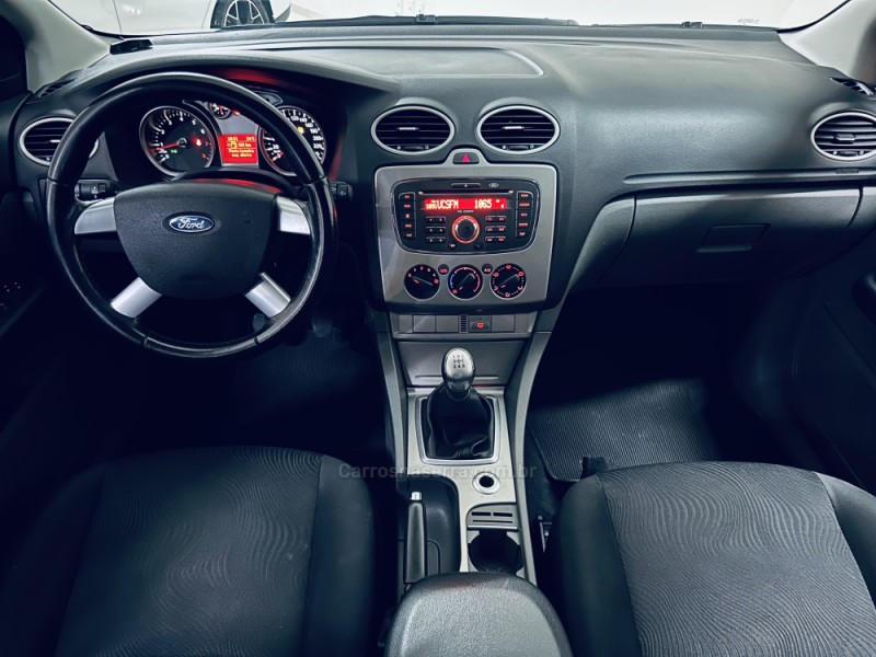 FOCUS 1.6 GLX 8V FLEX 4P MANUAL - 2013 - CAXIAS DO SUL