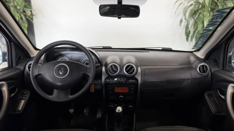 SANDERO 1.0 EXPRESSION 16V FLEX 4P MANUAL - 2014 - ESTâNCIA VELHA