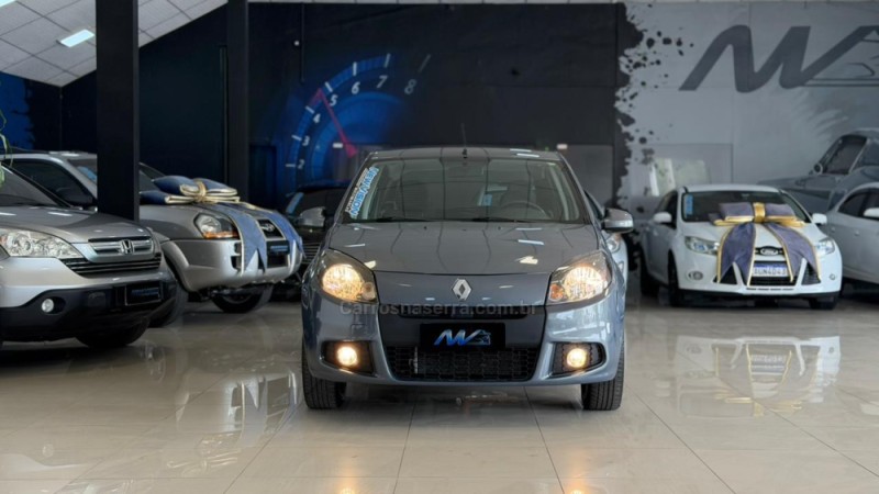 SANDERO 1.0 EXPRESSION 16V FLEX 4P MANUAL - 2014 - ESTâNCIA VELHA