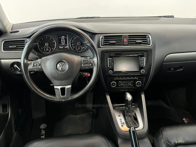 JETTA 2.0 TSI HIGHLINE 200CV GASOLINA 4P TIPTRONIC - 2011 - BENTO GONçALVES