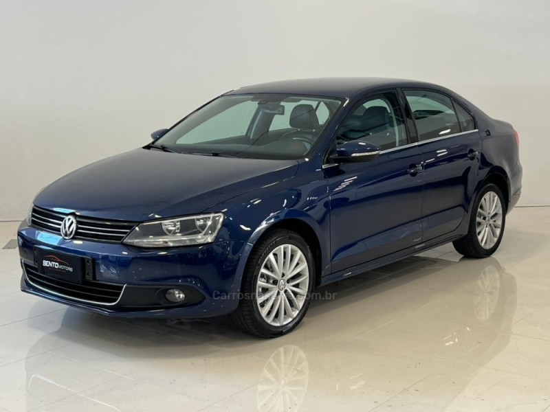 jetta 2.0 tsi highline 200cv gasolina 4p tiptronic 2011 bento goncalves