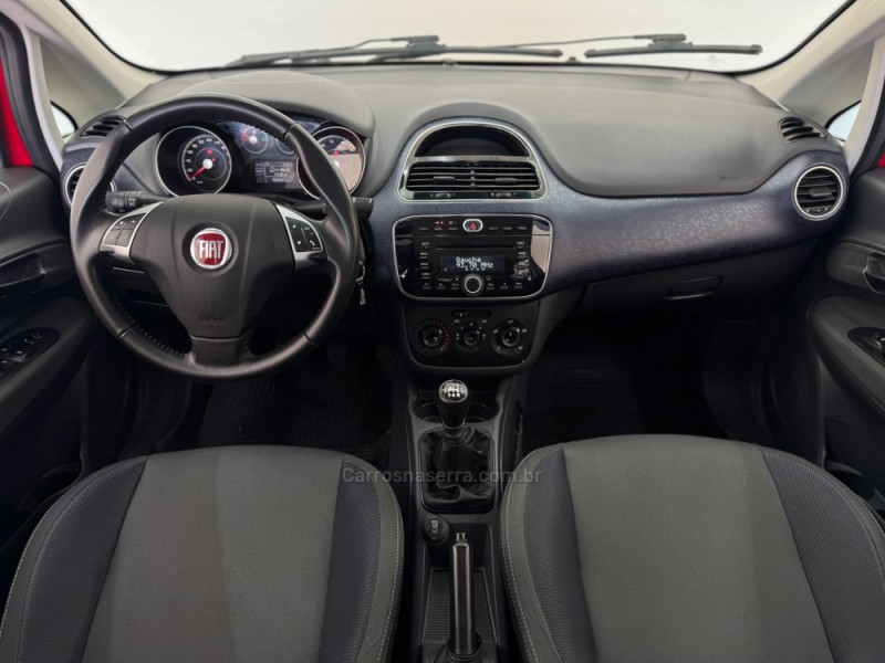 PUNTO 1.4 ATTRACTIVE 8V FLEX 4P MANUAL - 2015 - CARLOS BARBOSA