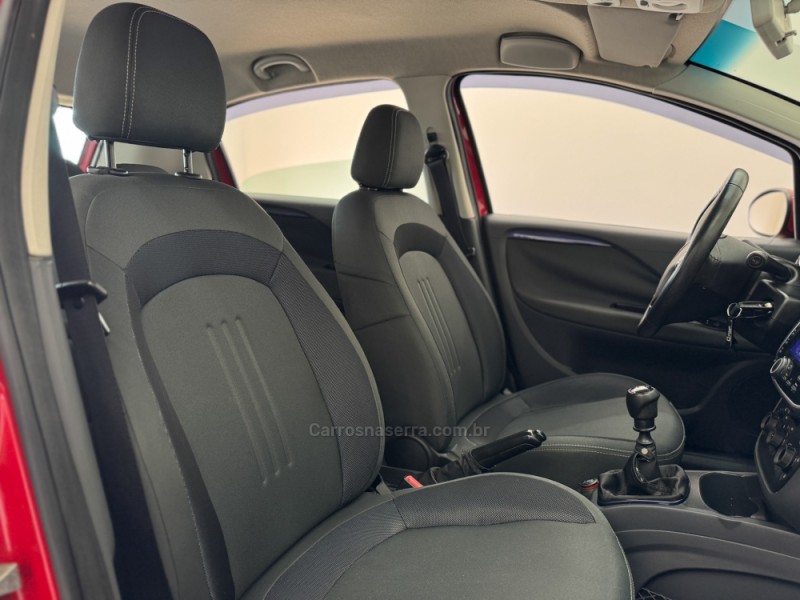 PUNTO 1.4 ATTRACTIVE 8V FLEX 4P MANUAL - 2015 - CARLOS BARBOSA