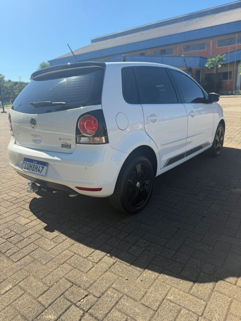 POLO 1.6 MI SPORTLINE 8V FLEX 4P MANUAL - 2014 - BROCHIER