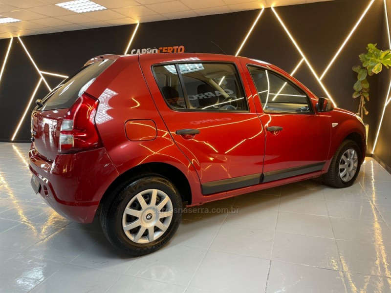 SANDERO 1.0 EXPRESSION 16V FLEX 4P MANUAL - 2013 - NOVO HAMBURGO