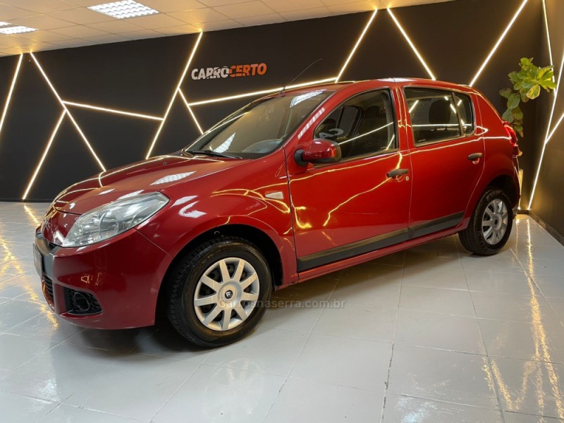 SANDERO 1.0 EXPRESSION 16V FLEX 4P MANUAL - 2013 - NOVO HAMBURGO