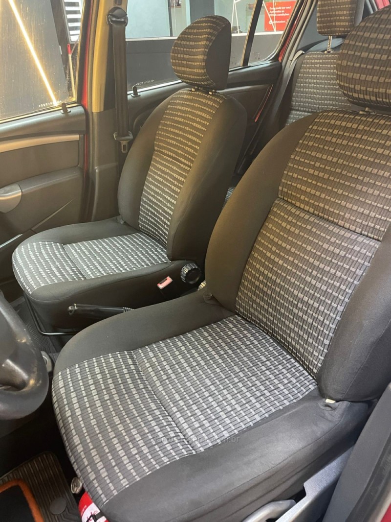 SANDERO 1.0 EXPRESSION 16V FLEX 4P MANUAL - 2013 - NOVO HAMBURGO