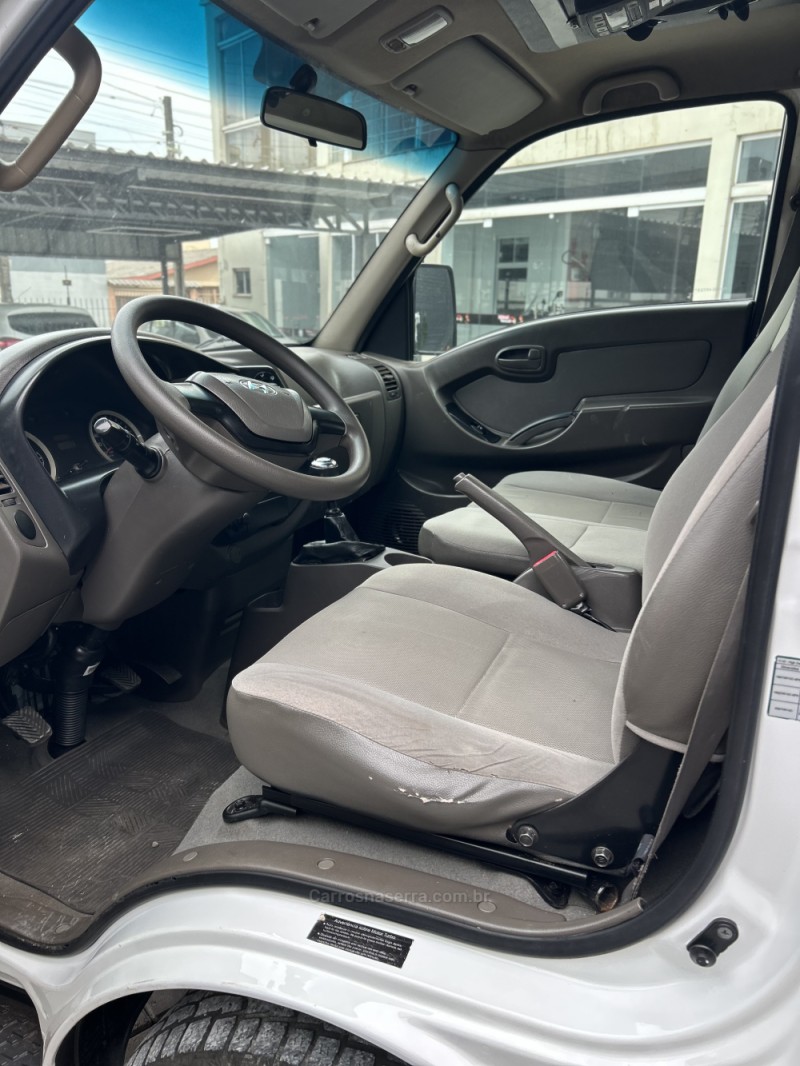 HR 2.5 TCI HDB BAU 4X2 8V 97CV TURBO INTERCOOLER DIESEL 2P MANUAL - 2013 - CARAZINHO