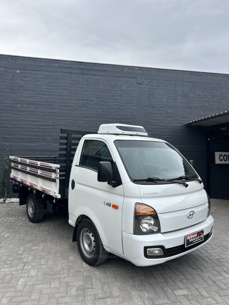 HR 2.5 TCI HDB BAU 4X2 8V 97CV TURBO INTERCOOLER DIESEL 2P MANUAL - 2013 - CARAZINHO