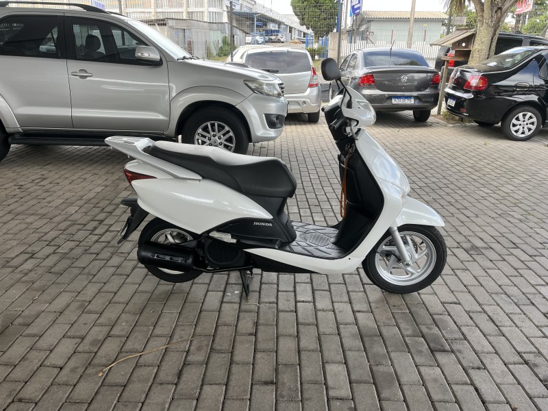 LEAD 110  - 2011 - CAXIAS DO SUL