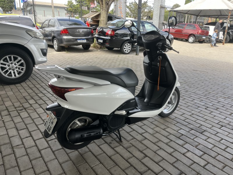 LEAD 110  - 2011 - CAXIAS DO SUL